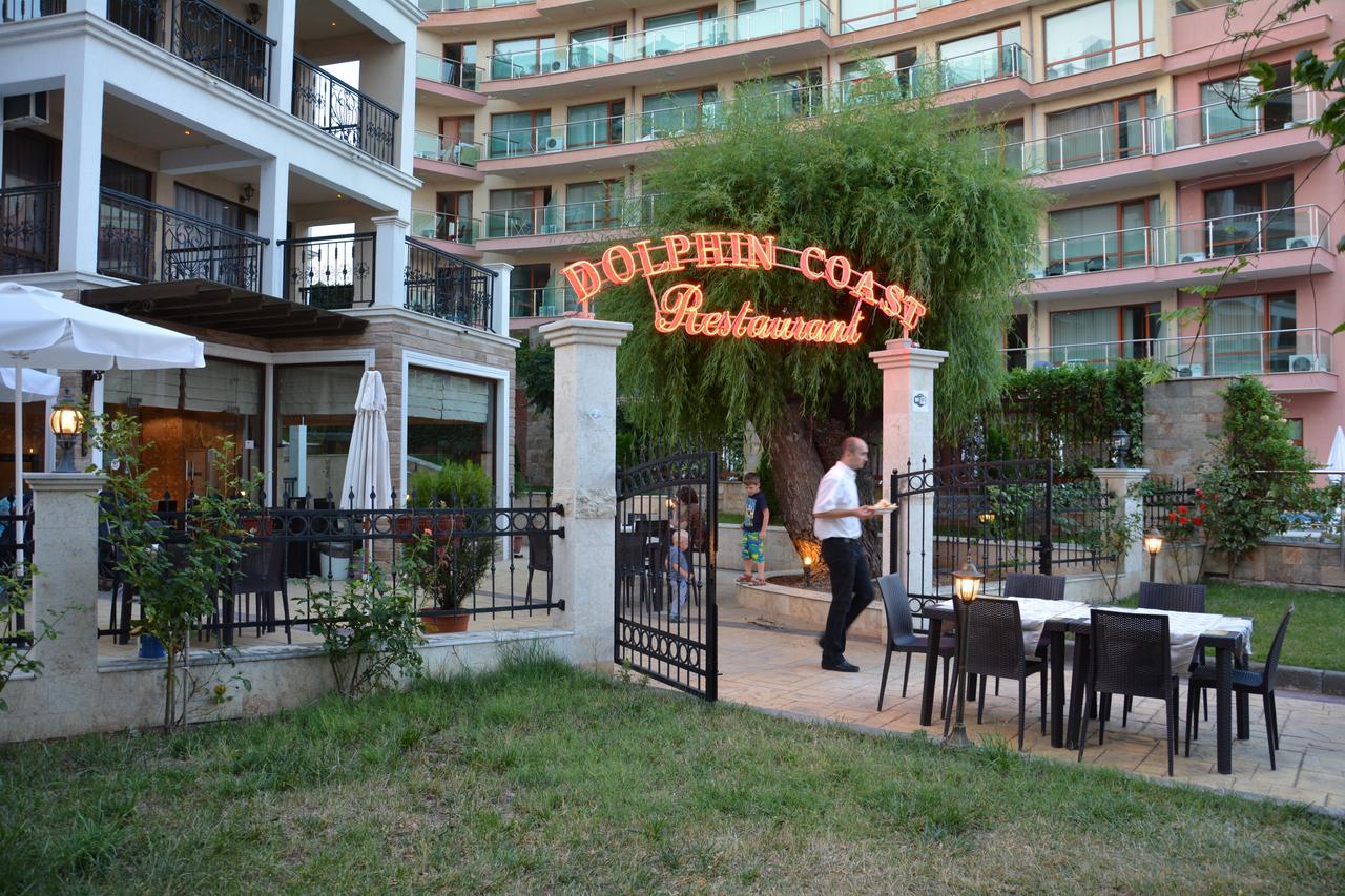 Vip Club Dolphin Coast Aparthotel Sunny Beach Exterior photo